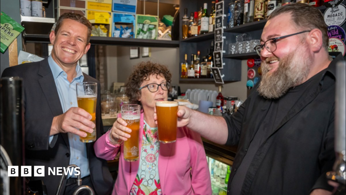 Pubs, hotels and gyms in Wales to get 30% business rates cut