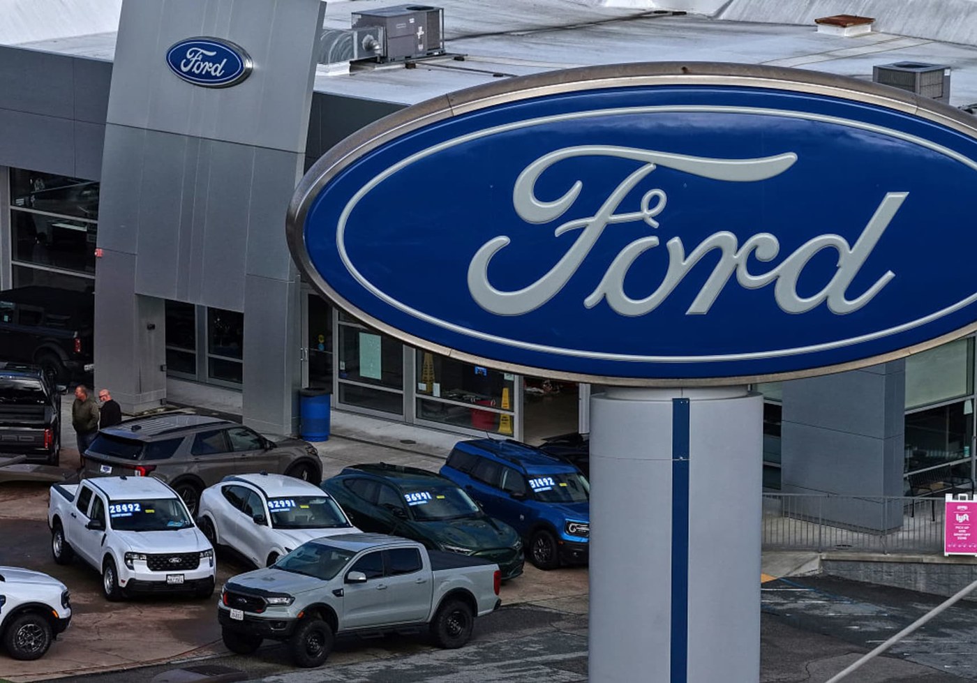 Ford fends off Hyundai to retain No. 3 U.S. sales position in third quarter