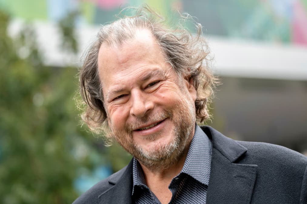 Salesforce stock jumps 12% on AI growth and Anthropic investment gain