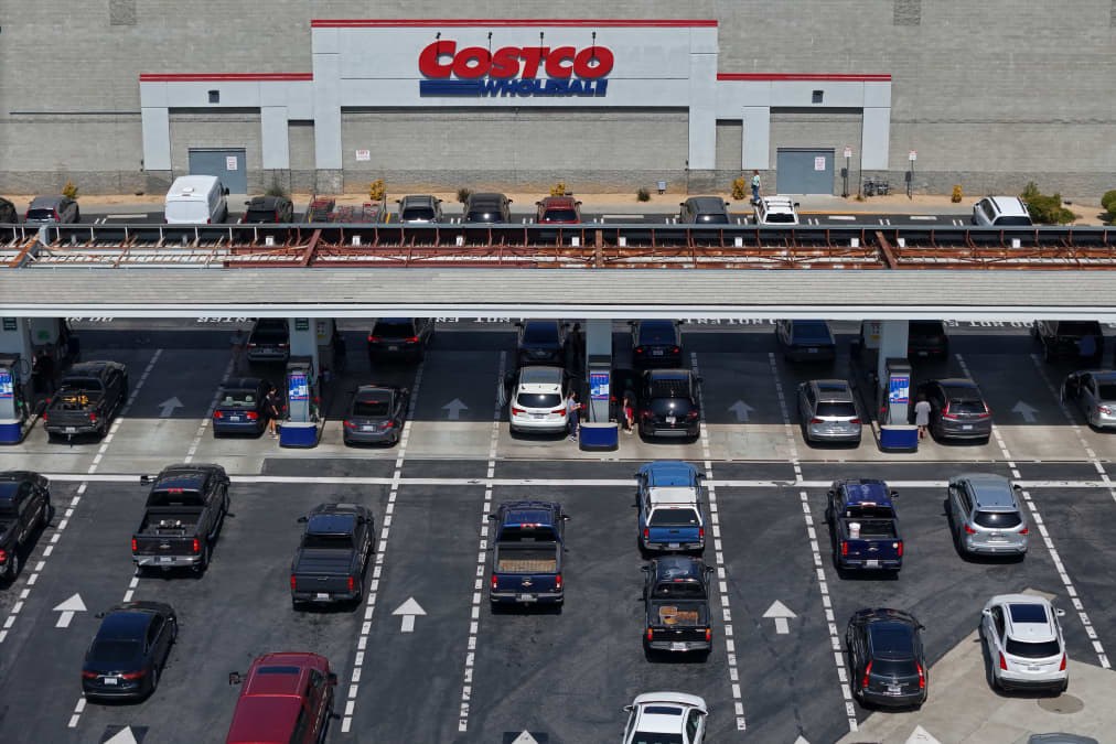 Costco makes progress on a key membership metric. Here's our new price target on the stock