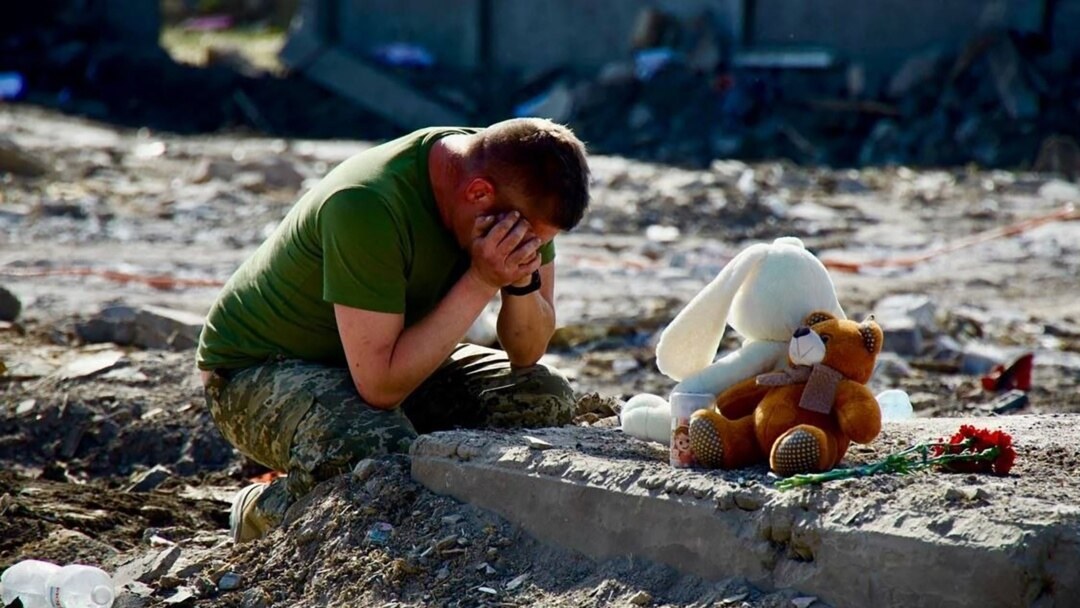 Russia pounds Kyiv with missiles, killing at least three