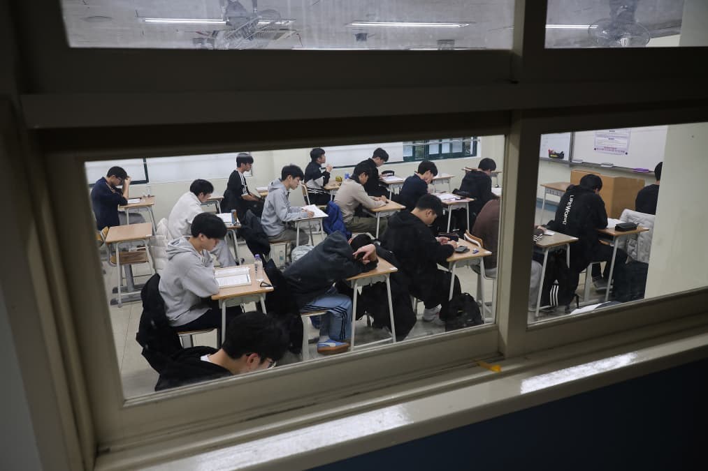 Inside South Korea’s university programs offering a direct route to Samsung and SK Hynix