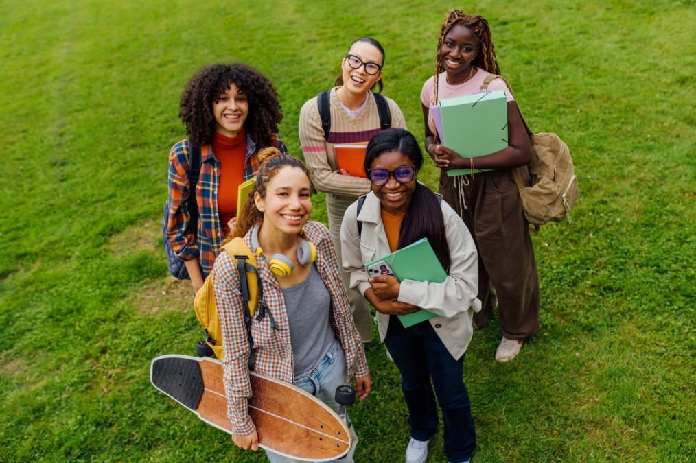 The trade-off of graduating college early: No debt, but no job?
