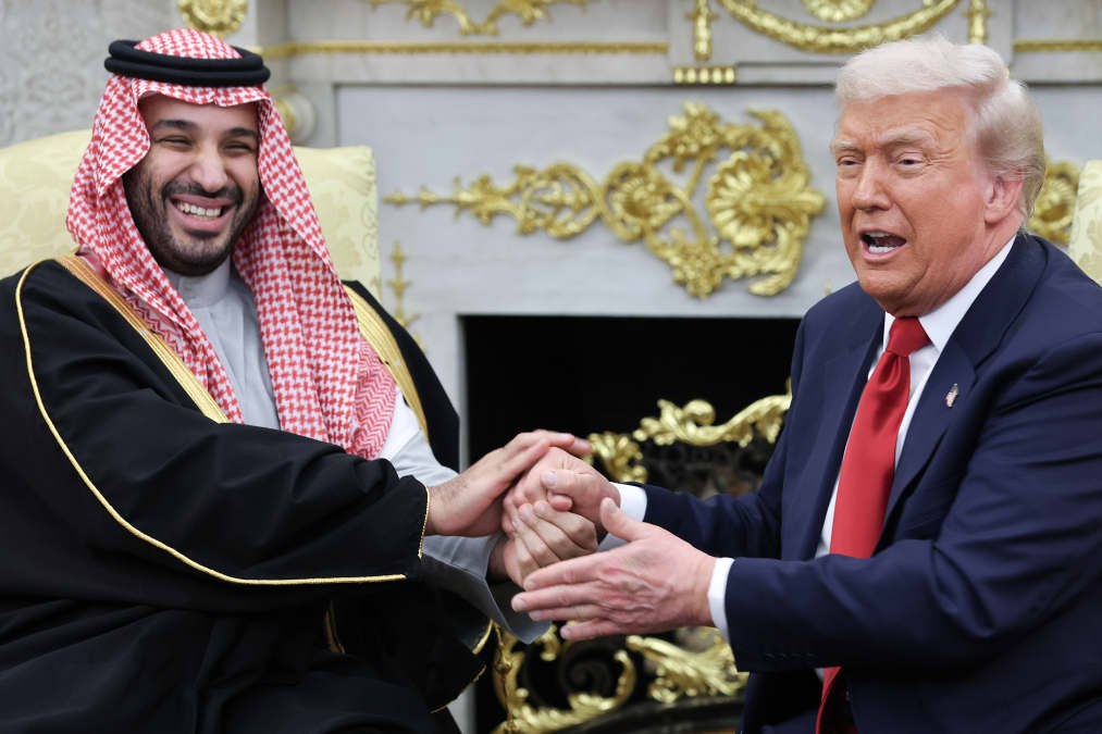 Trump administration advances $24.3 billion fighter jet deal to Saudi Arabia as Houthis escalate attacks