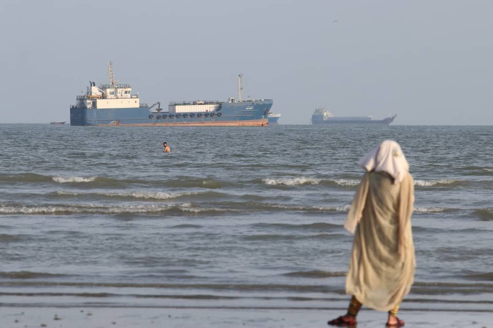 Brent oil touches $110 as Iran escalates Hormuz attacks, Ukraine vows to hit Russian refineries